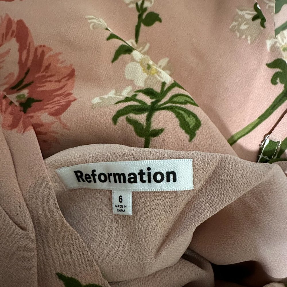 🌹SALE🌹Reformation Reya Dress in Rose Garden - Picture 9 of 16